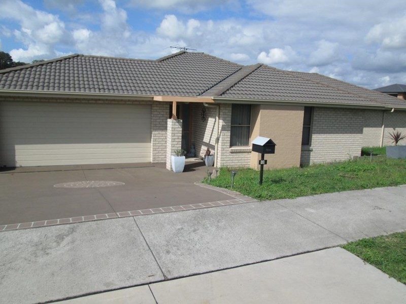 13 Mileham Circuit, Rutherford NSW 2320