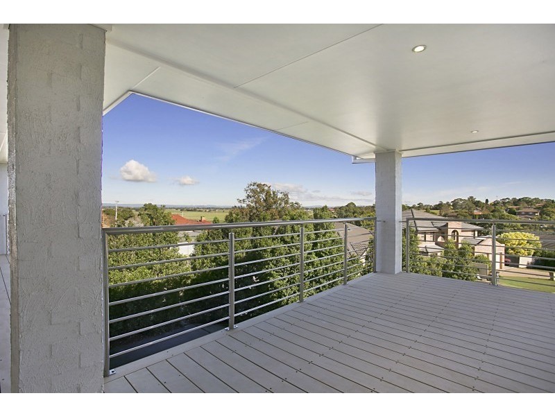 11 Margot Close, Bolwarra Heights NSW 2320