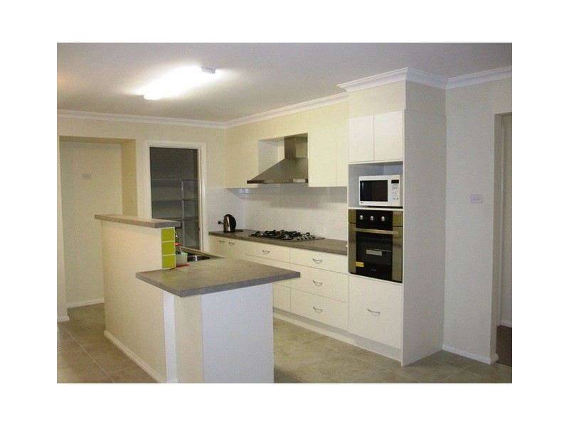 41 Cockatoo Ridge Road, Aberglasslyn NSW 2320