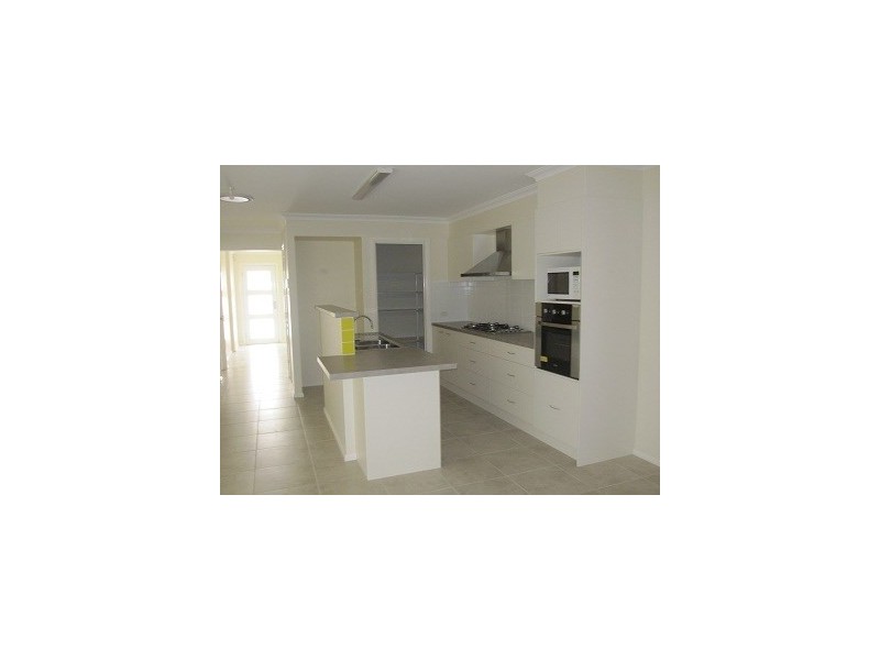 41 Cockatoo Ridge Road, Aberglasslyn NSW 2320