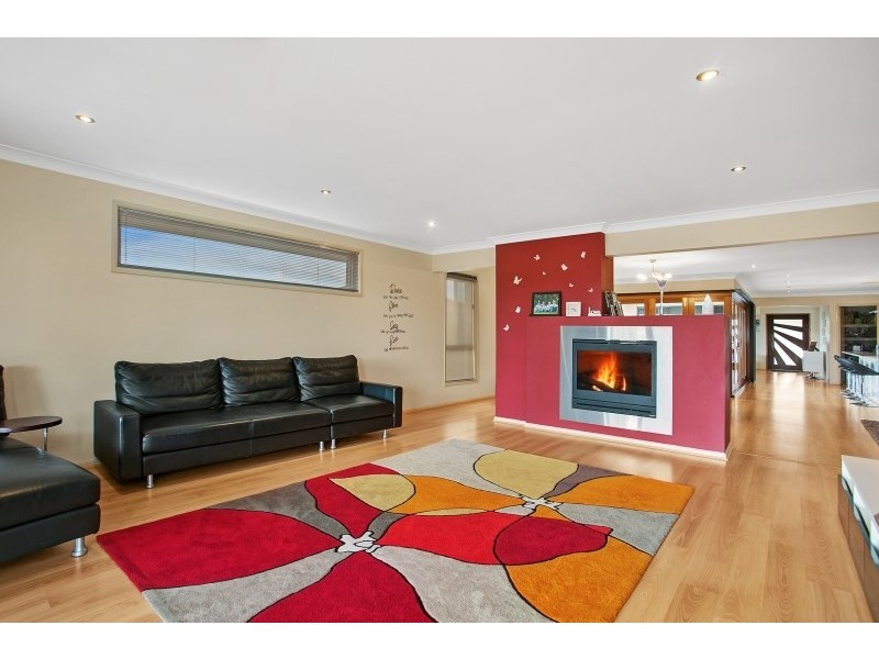 35 Niven Parade, Rutherford NSW 2320