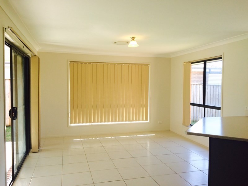 20 McKeachies Drive, Aberglasslyn NSW 2320