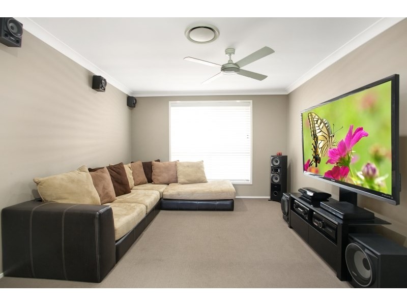 16 Woodhurst Street, Largs NSW 2320