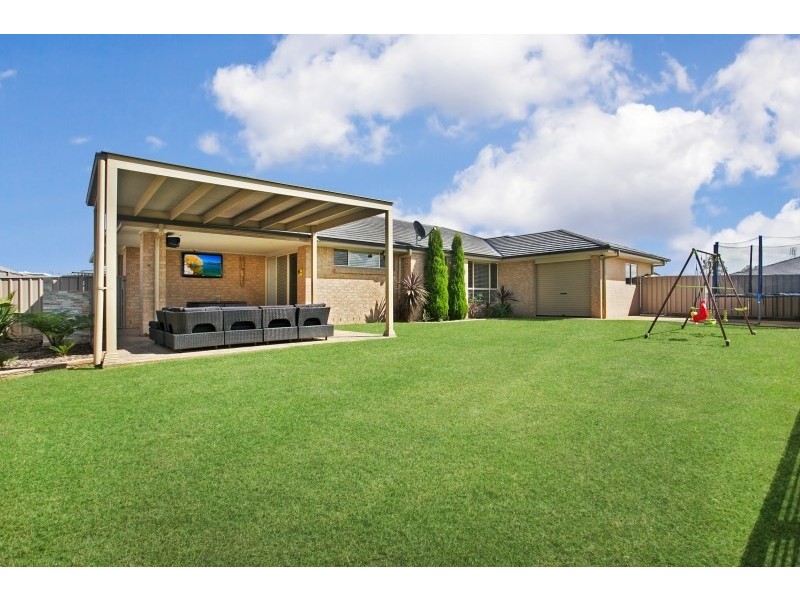 16 Woodhurst Street, Largs NSW 2320