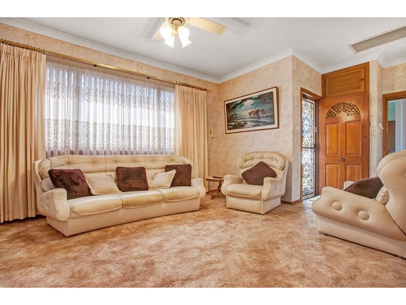 42 McDonald Street, Telarah NSW 2320