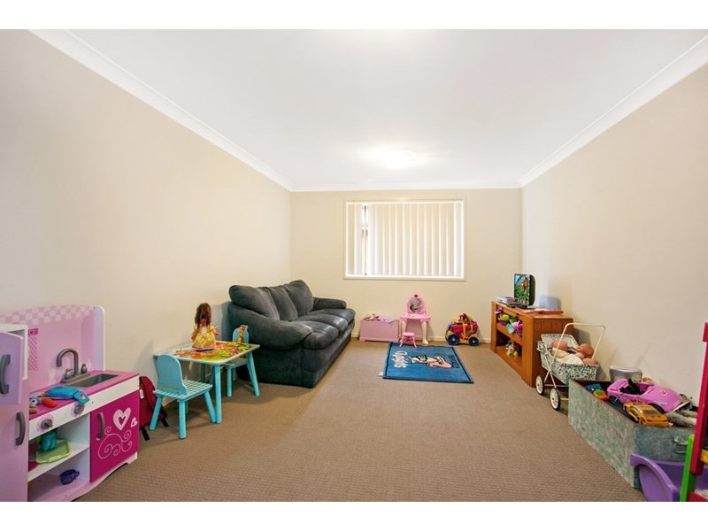 10 Shortland Drive, Rutherford NSW 2320