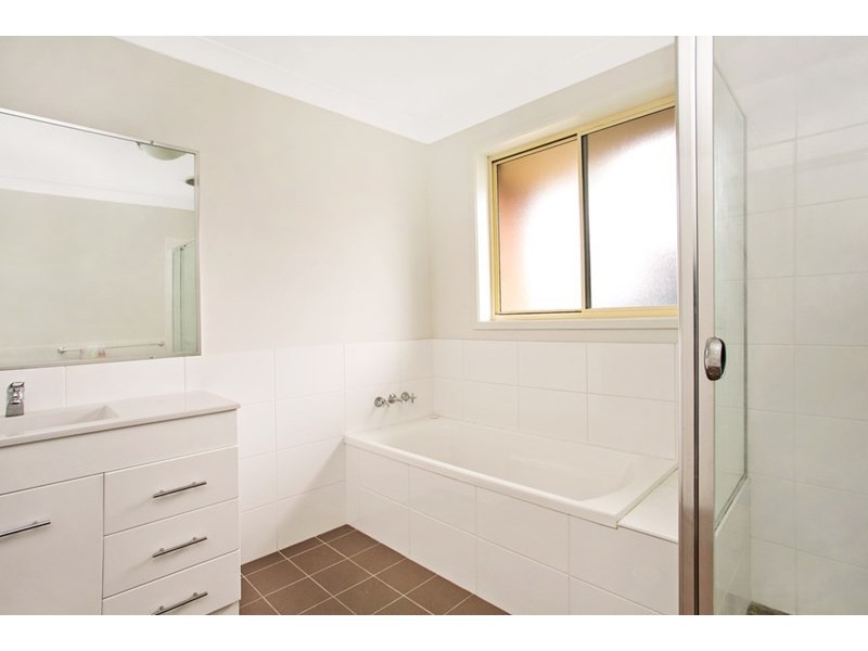 10 Shortland Drive, Rutherford NSW 2320