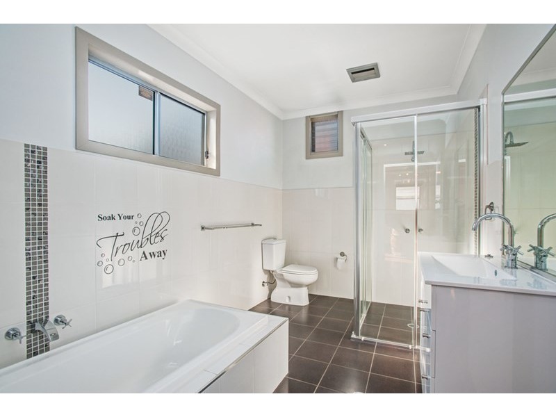 238 New England Highway, Rutherford NSW 2320