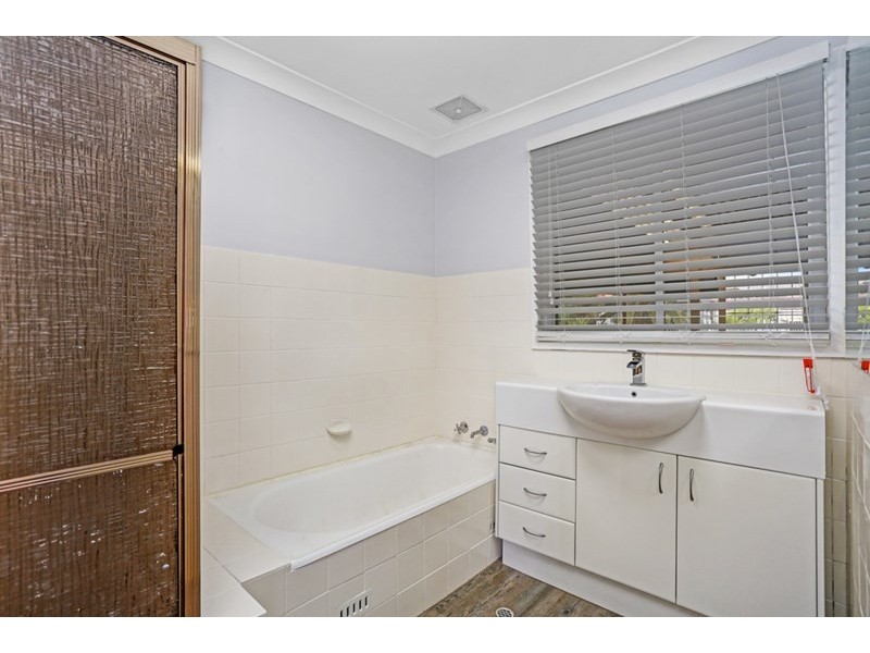 74 Main Road, Heddon Greta NSW 2321