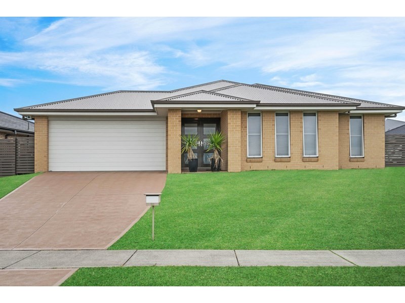 39 McKeachie Drive, Aberglasslyn NSW 2320