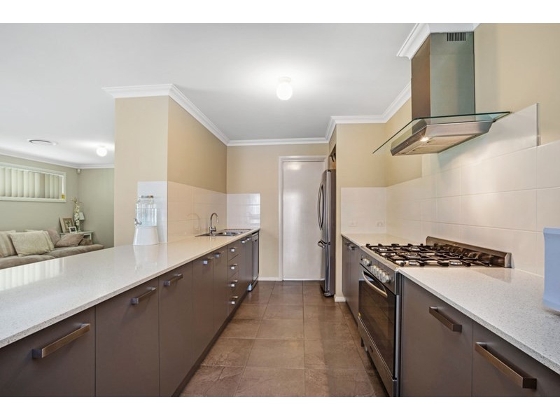 39 McKeachie Drive, Aberglasslyn NSW 2320