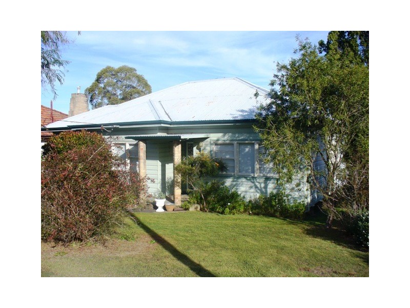 10 Russell Street, Telarah NSW 2320