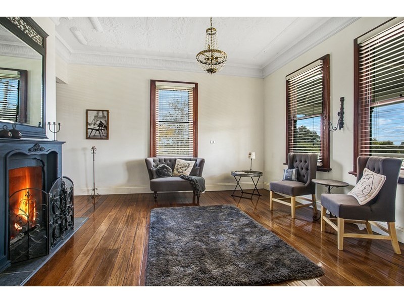 68 Banks Street, East Maitland NSW 2323