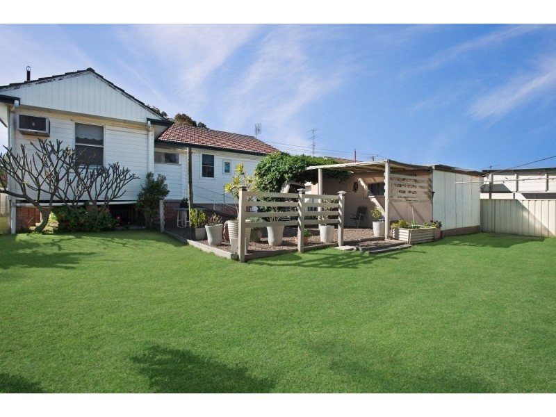 25 Wollombi Road, Rutherford NSW 2320