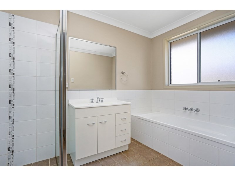 48 Jenna Drive, Raworth NSW 2321