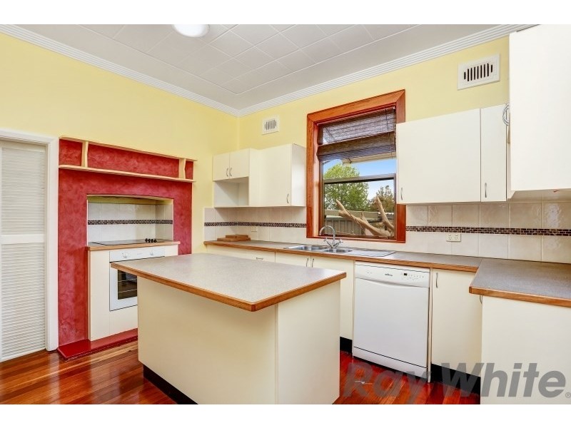 66 Porter Avenue, East Maitland NSW 2323