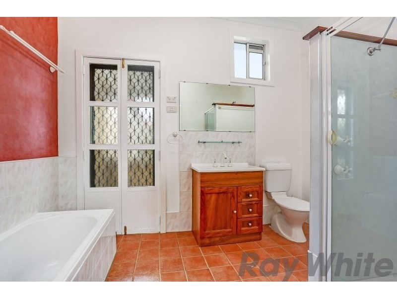 66 Porter Avenue, East Maitland NSW 2323