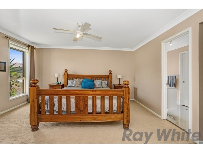 8 Gumnut Way, Aberglasslyn NSW 2320