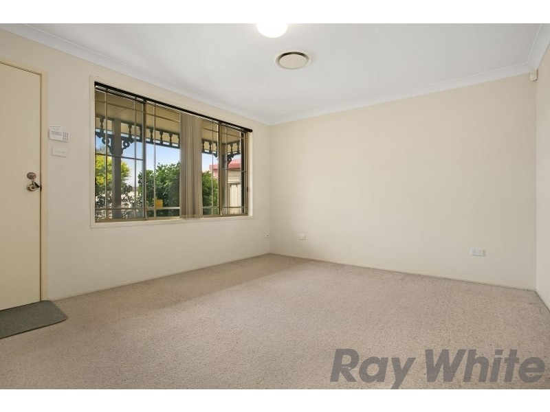 1/10 Quinton Close, Rutherford NSW 2320