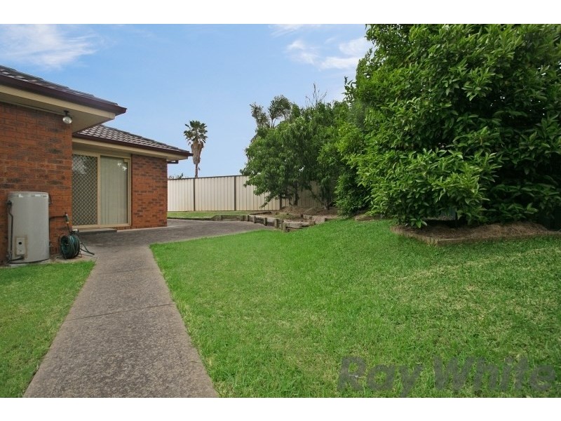 1/10 Quinton Close, Rutherford NSW 2320