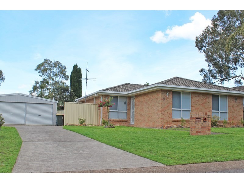 9 Cedar Close, Metford NSW 2323