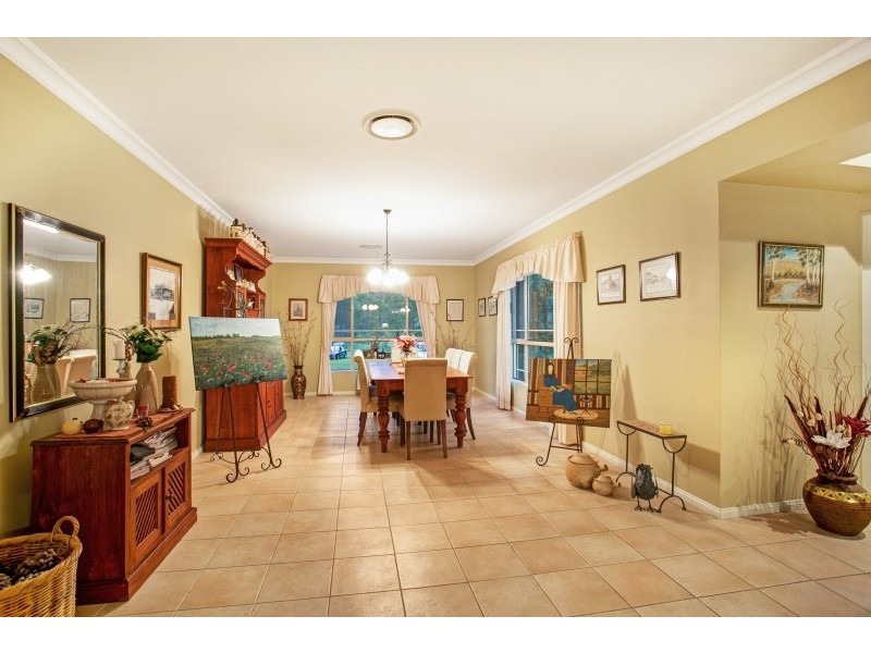 17 Diamantina Place, Wallalong NSW 2320