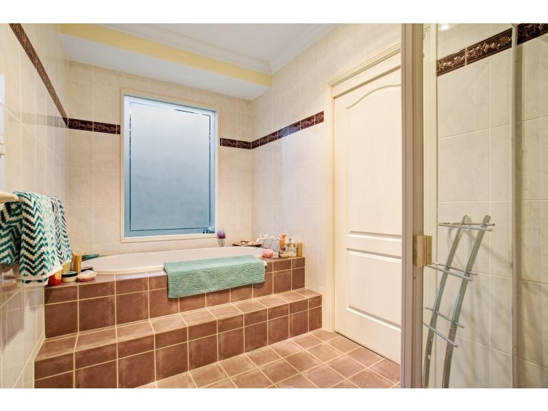 17 Diamantina Place, Wallalong NSW 2320