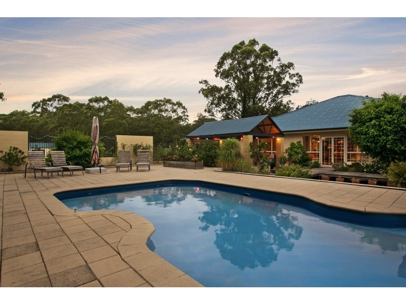 17 Diamantina Place, Wallalong NSW 2320