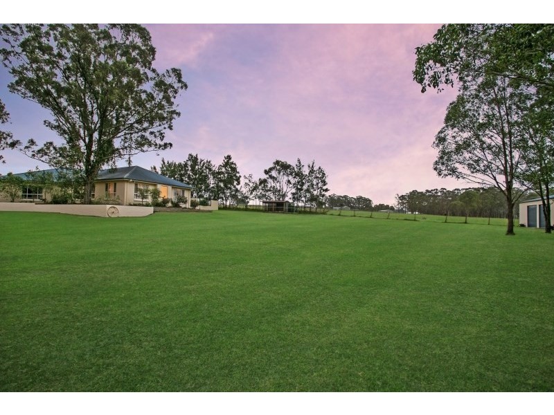 17 Diamantina Place, Wallalong NSW 2320