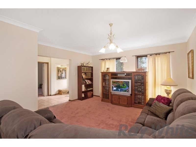 9 Denton Close, Windella NSW 2320