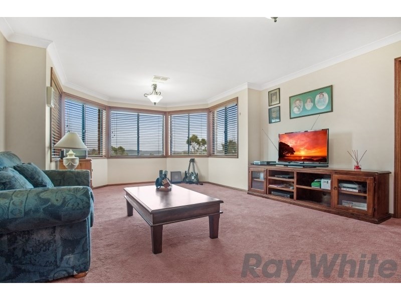 9 Denton Close, Windella NSW 2320