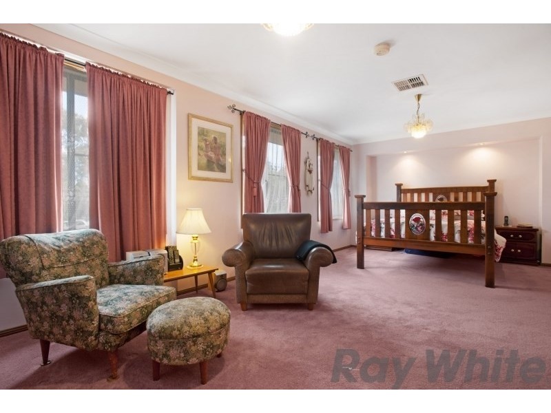 9 Denton Close, Windella NSW 2320