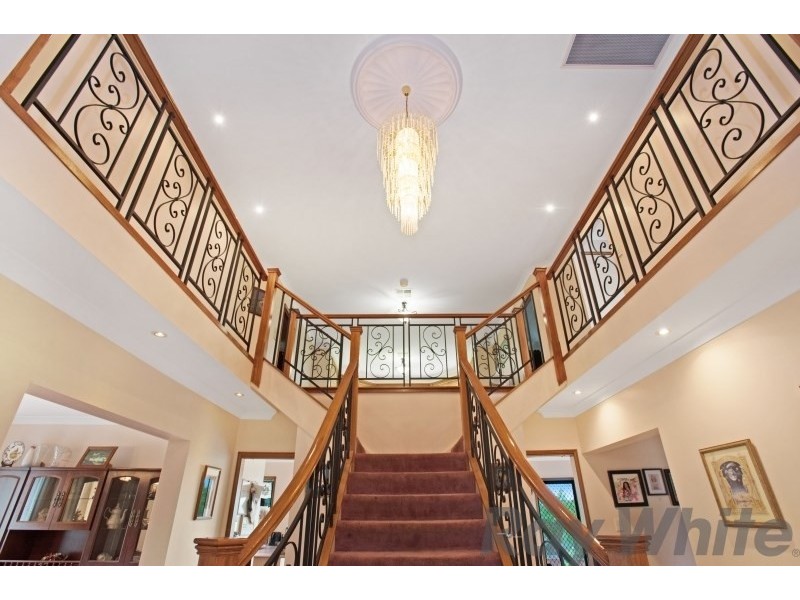 9 Denton Close, Windella NSW 2320