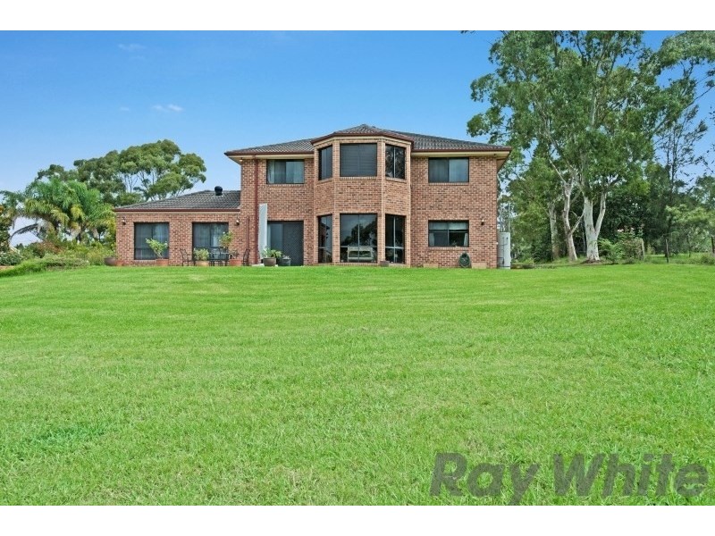 9 Denton Close, Windella NSW 2320