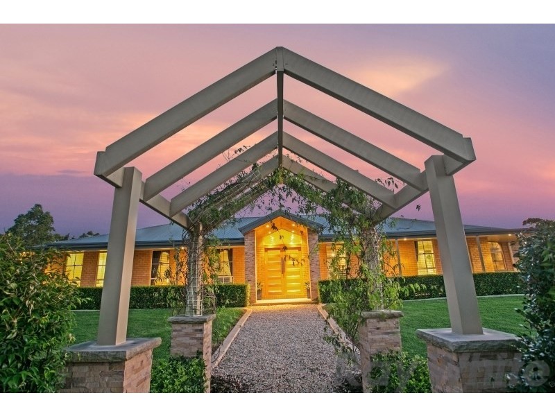 42 Reflection Drive, Louth Park NSW 2320