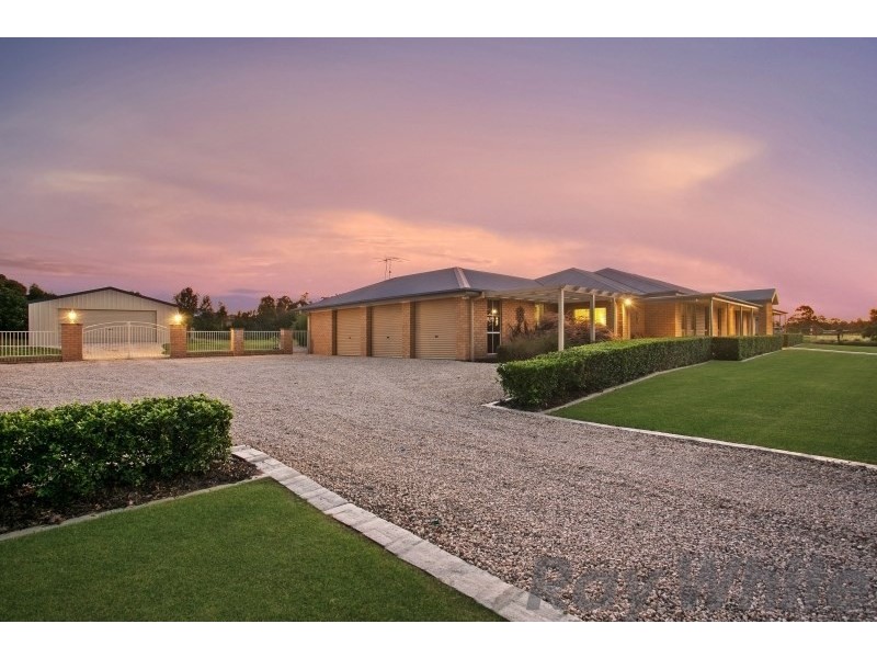 42 Reflection Drive, Louth Park NSW 2320