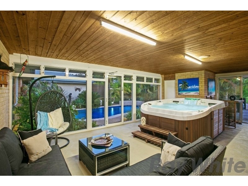 42 Reflection Drive, Louth Park NSW 2320