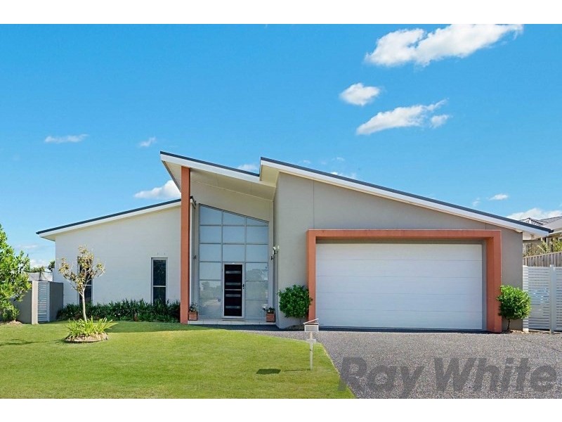 100 Bolwarra Park Drive, Bolwarra Heights NSW 2320