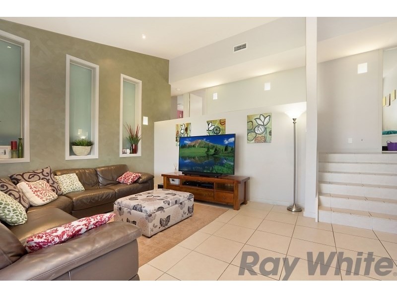 100 Bolwarra Park Drive, Bolwarra Heights NSW 2320