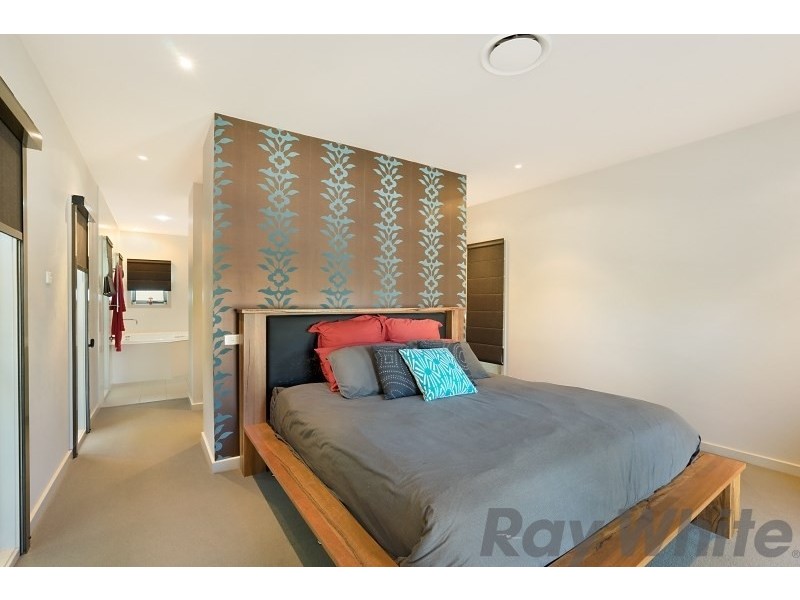 100 Bolwarra Park Drive, Bolwarra Heights NSW 2320