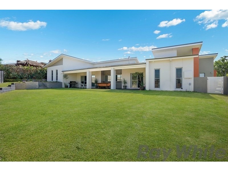 100 Bolwarra Park Drive, Bolwarra Heights NSW 2320