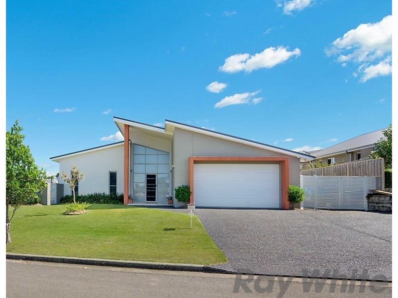 100 Bolwarra Park Drive, Bolwarra Heights NSW 2320