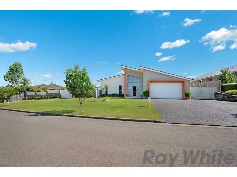 100 Bolwarra Park Drive, Bolwarra Heights NSW 2320