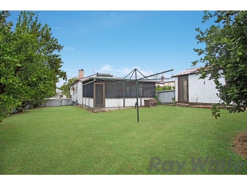 19 Raymond Street, Telarah NSW 2320