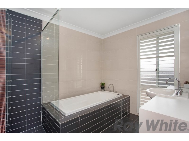 3 Galeff Place, Bolwarra Heights NSW 2320