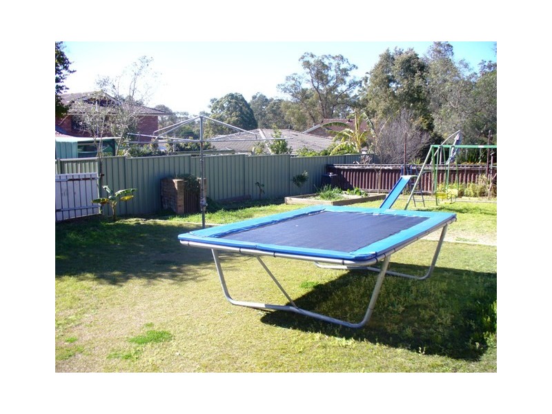 22 Stonehaven Drive, Metford NSW 2323