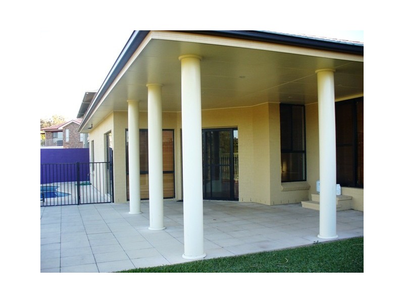 11 Lochend Circuit, East Maitland NSW 2323