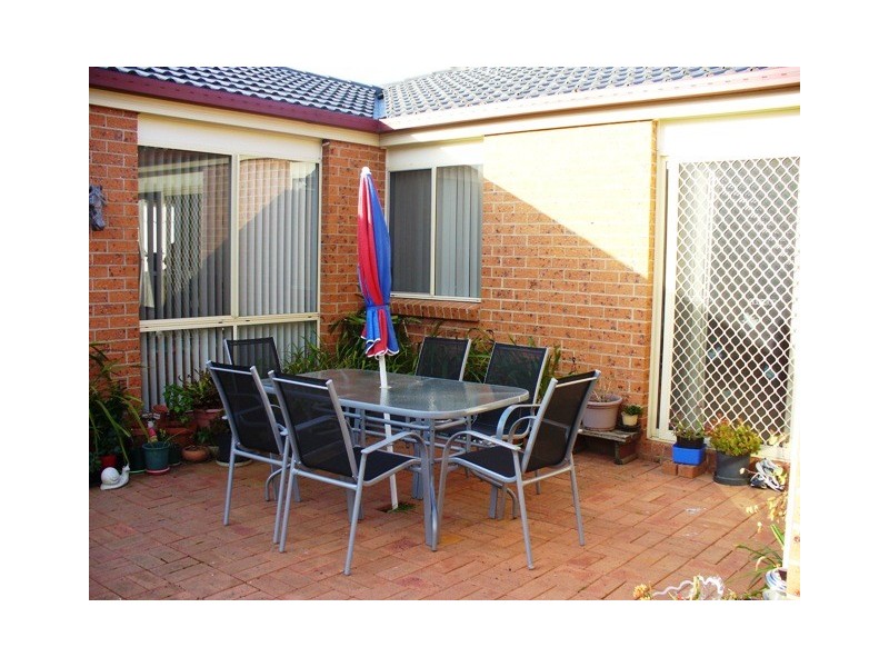 4 Featherwood Place, Thornton NSW 2322