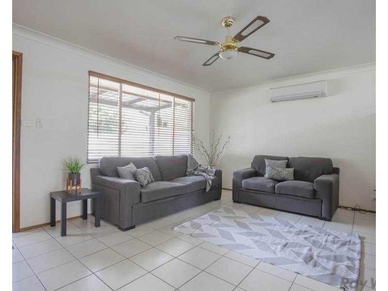 19 Railway Street, Paterson NSW 2421
