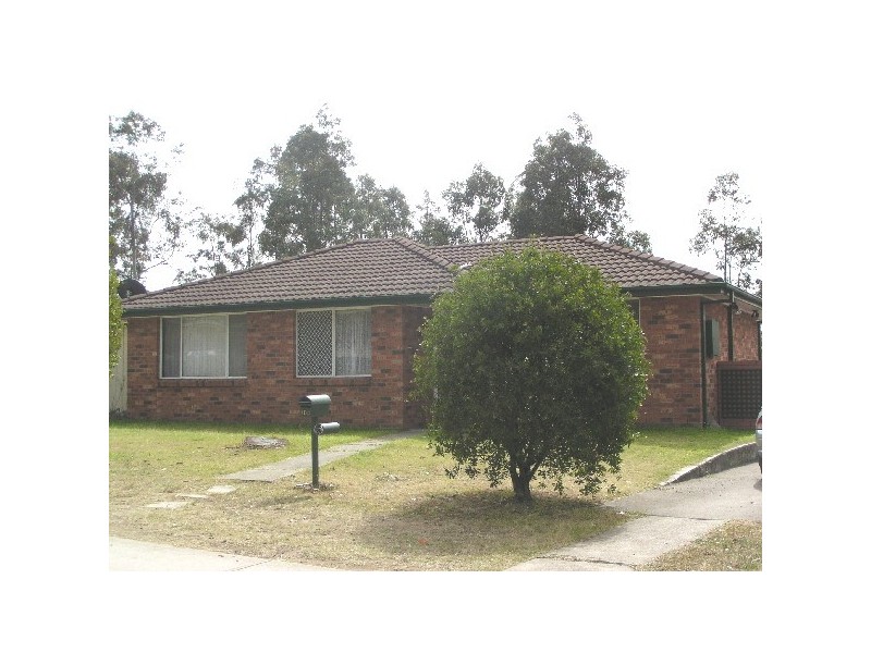 104 Chelmsford Drive, Metford NSW 2323